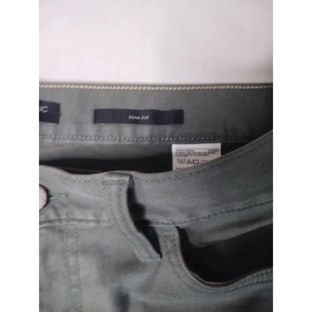 Banana Republic Traveller Pants size 31-30
